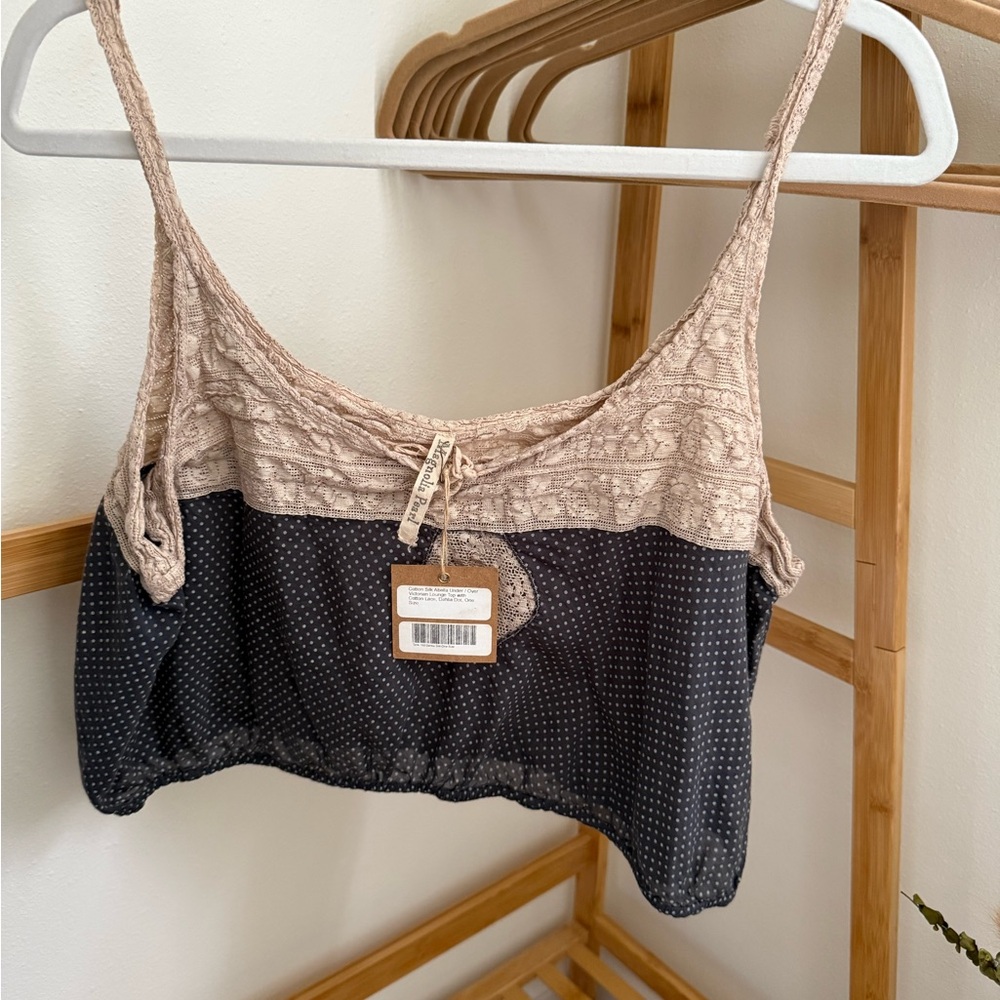 Abella lounge top